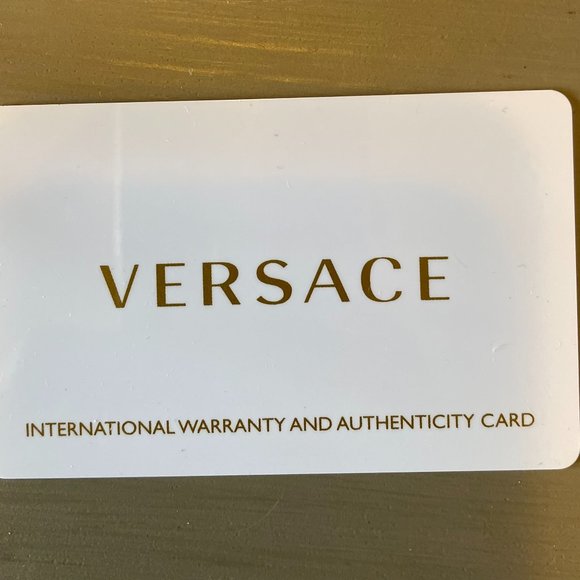 Versace Women's V-Circle Medusa Watch - Picture 5 of 7